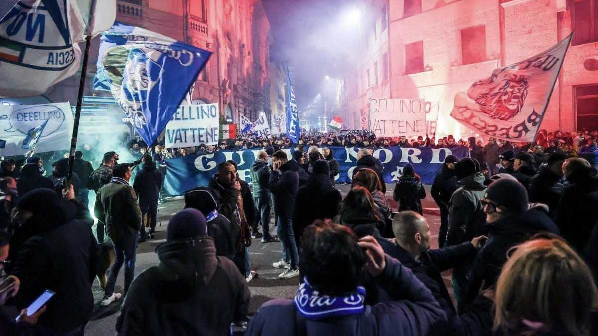 Corteo-contro-Cellino