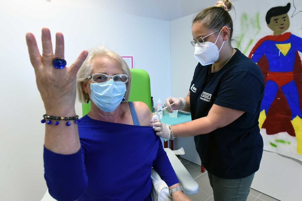 QUARTA-DOSE-RACCOMANDAZIONE-