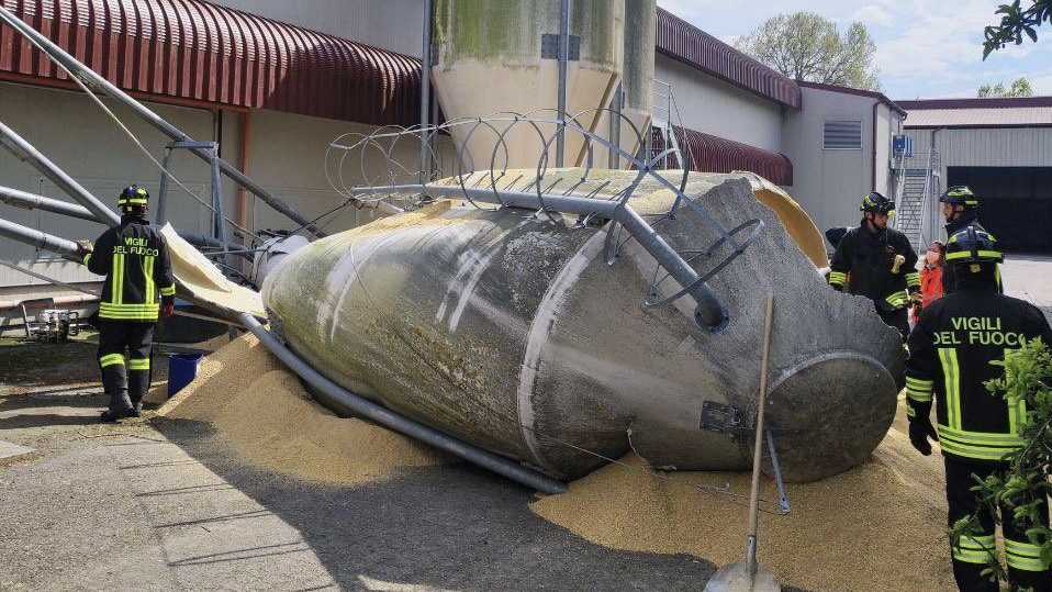 Silos-contenente-mangime