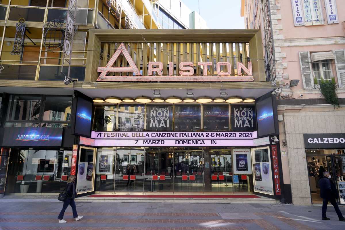 sanremo-pacco-sospetto