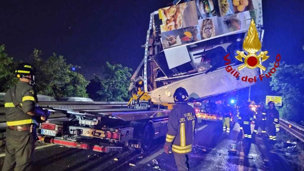 f83e9afa-1ff5-4cc4-8936-cd0c9b286dcd