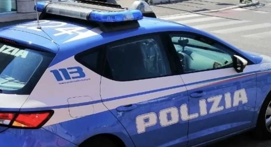 generica-polizia-auto-copia