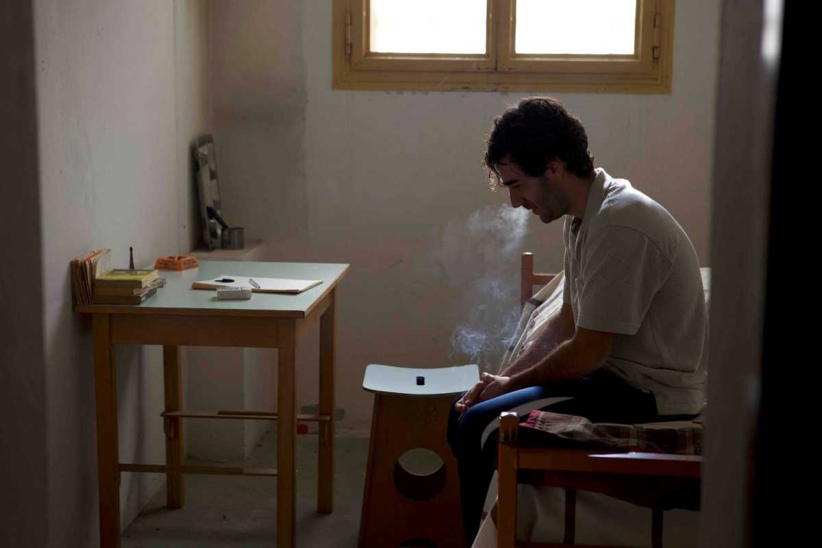 Andrea-Nicol-Staffa-in-Polverefoto-di-scena2foto-Sara-Deidda-1