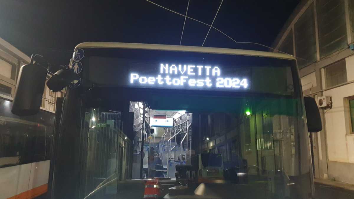 foto-navetta-poetto-fest-2024