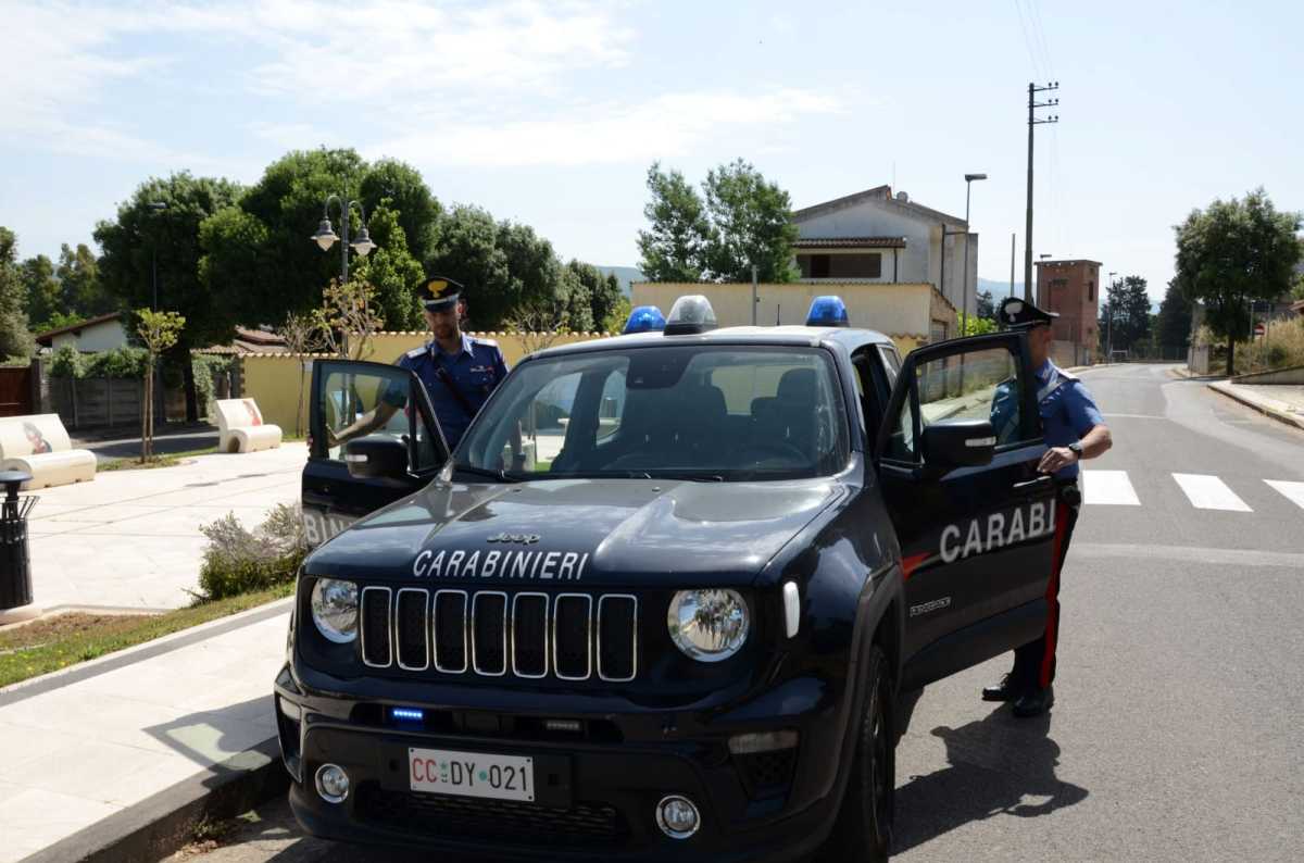 carabinieri-auto-2