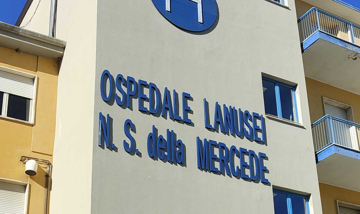 Fronte-ospedale-di-Lanusei