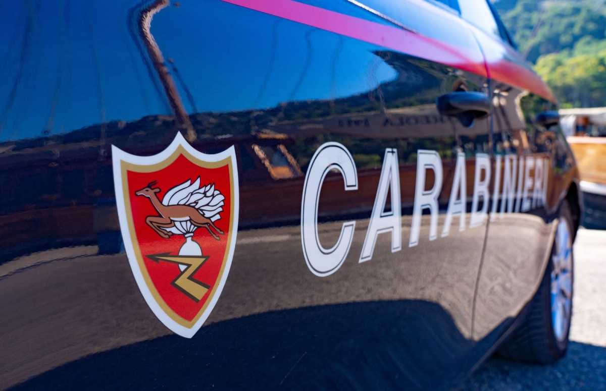 carabinieri-auto
