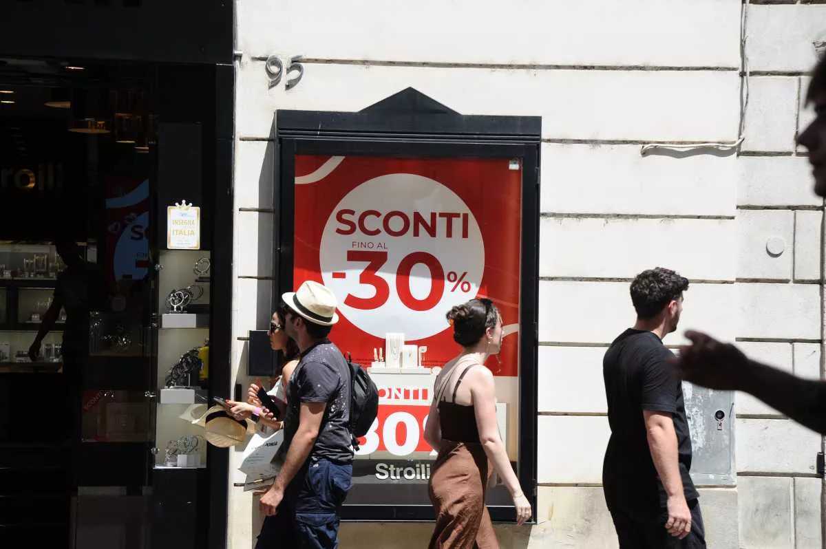 saldi-foto-simbolo-negozi