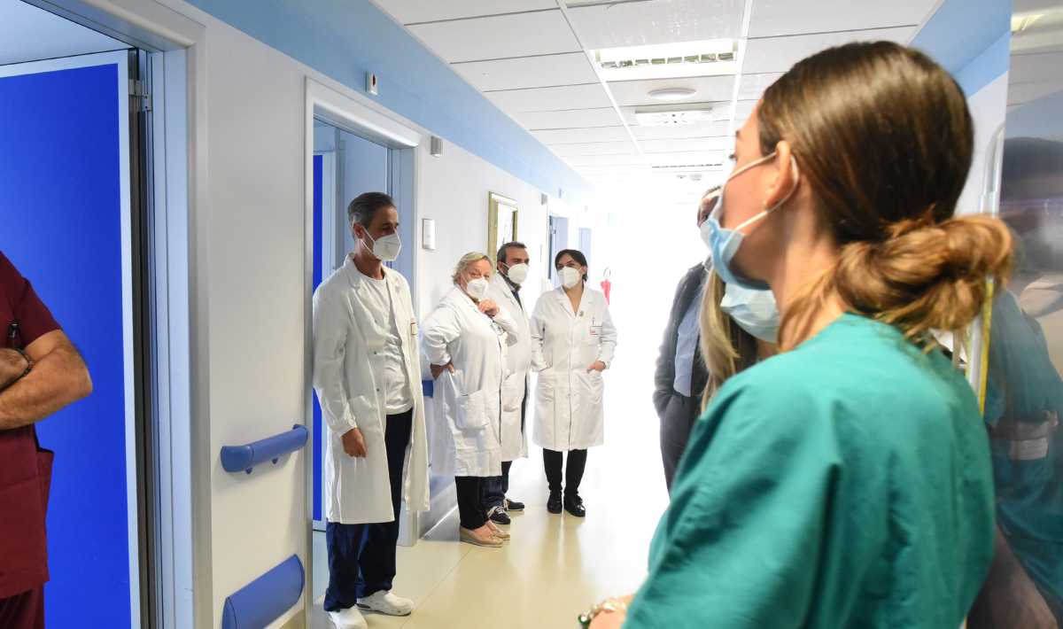 sanitari-foto-archivio-