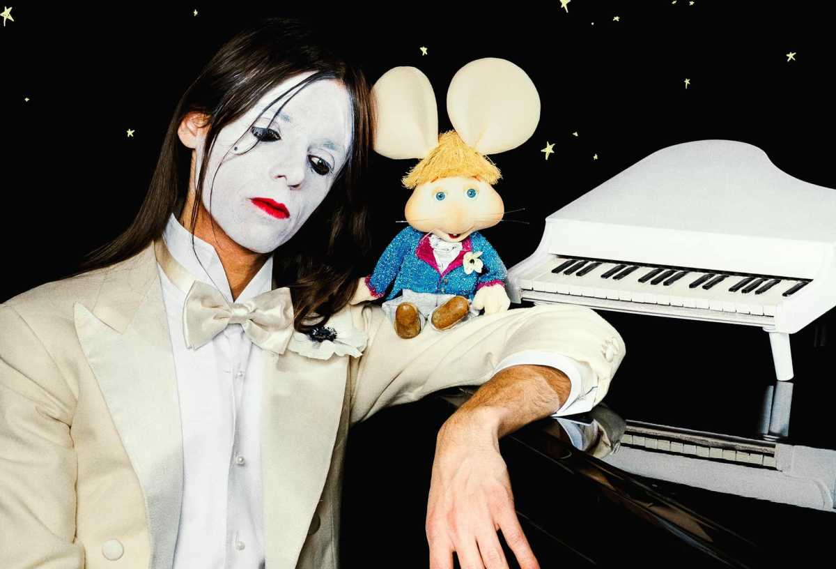 lucio-corsi-e-topo-gigio