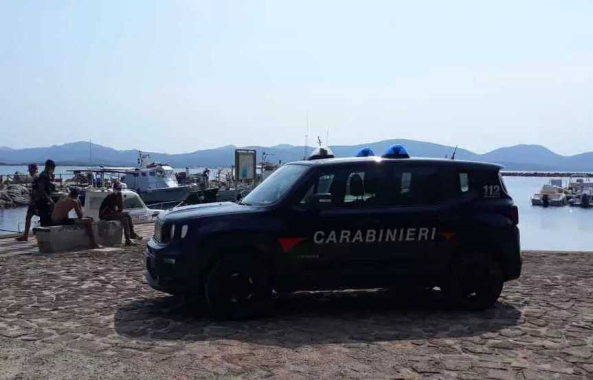 migranti-nelle-coste-sarde