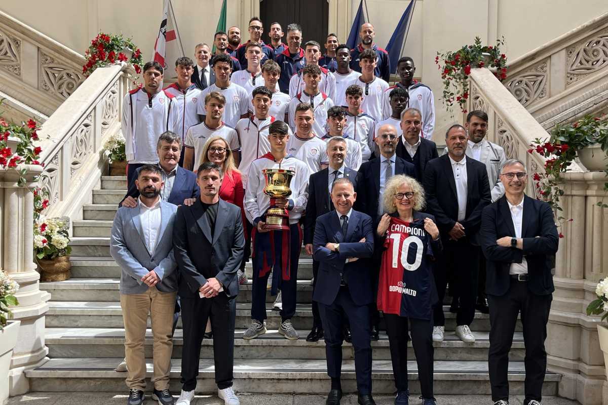 Il-Cagliari-Primavera-in-Municipio