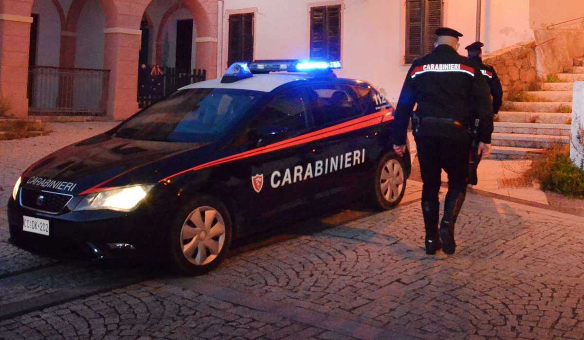 carabinieri-ingresso-casa