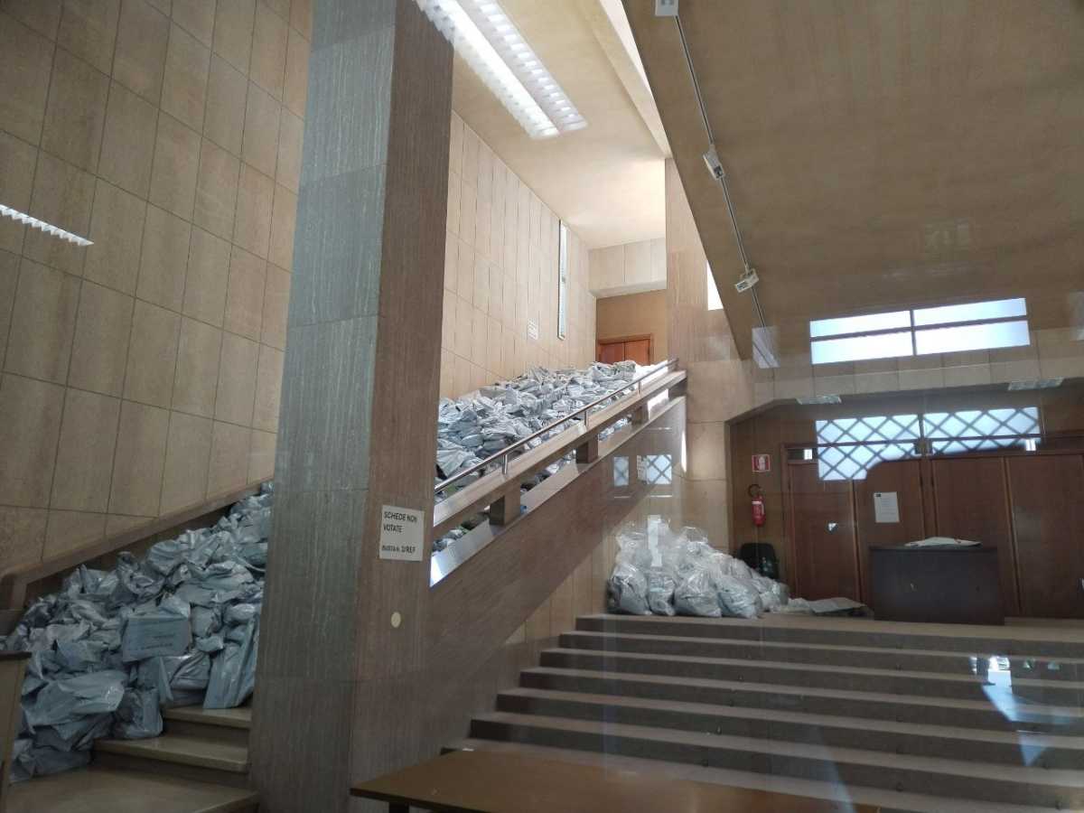 photo5947426994037835934y