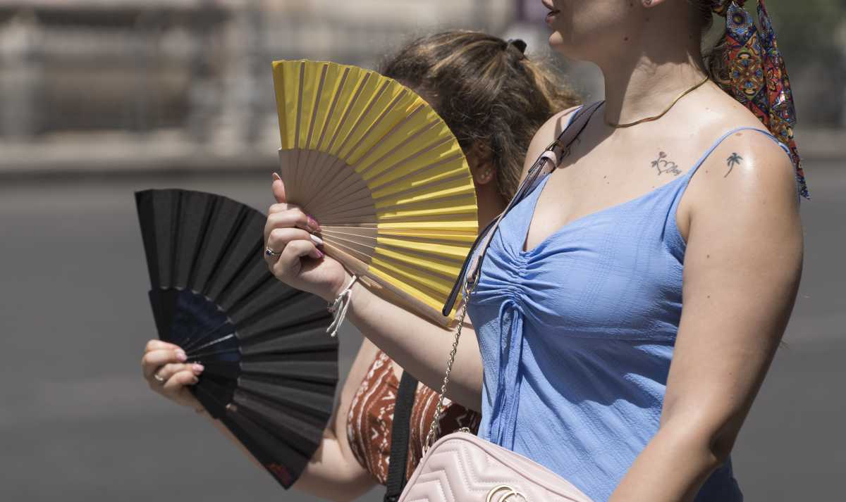 Imagoeconomica1977251