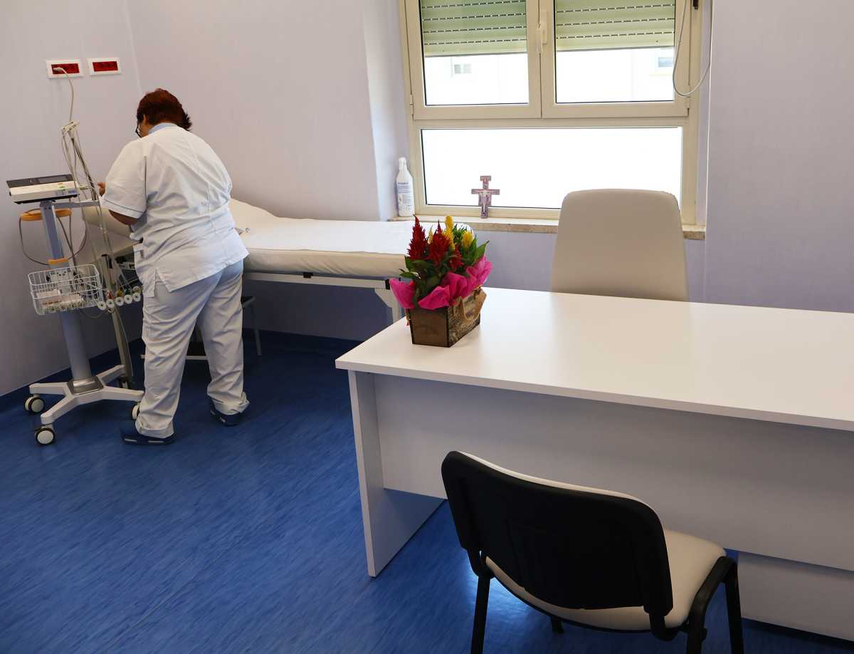 Foto2Uno Dei Nuovi Locali Consegnati Al Reparto Di Medicina Foto2Uno-dei-nuovi-locali-consegnati-al-reparto-di-medicina