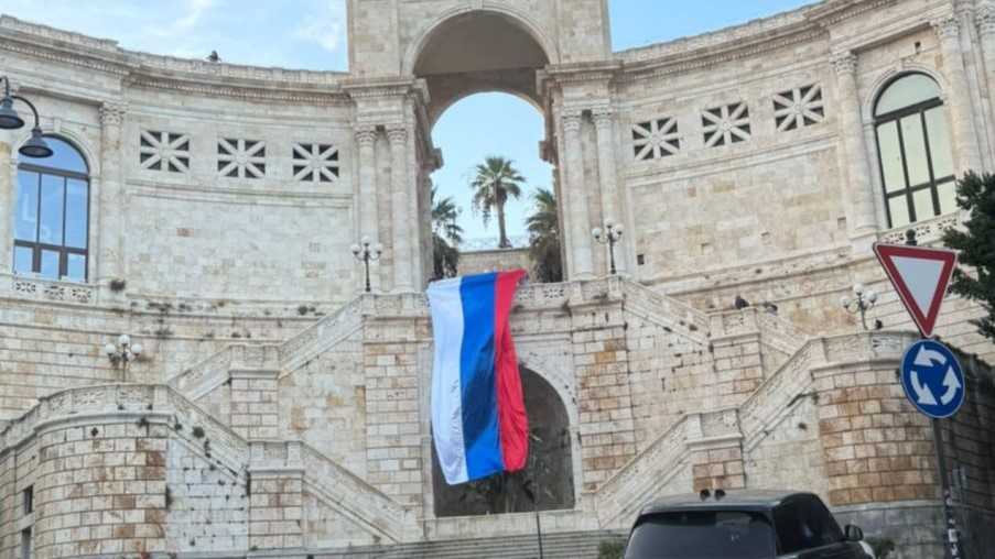 Bastione-bandiera-russa