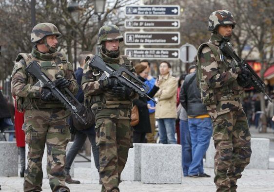 Militari Francia 2 Militari-Francia-2